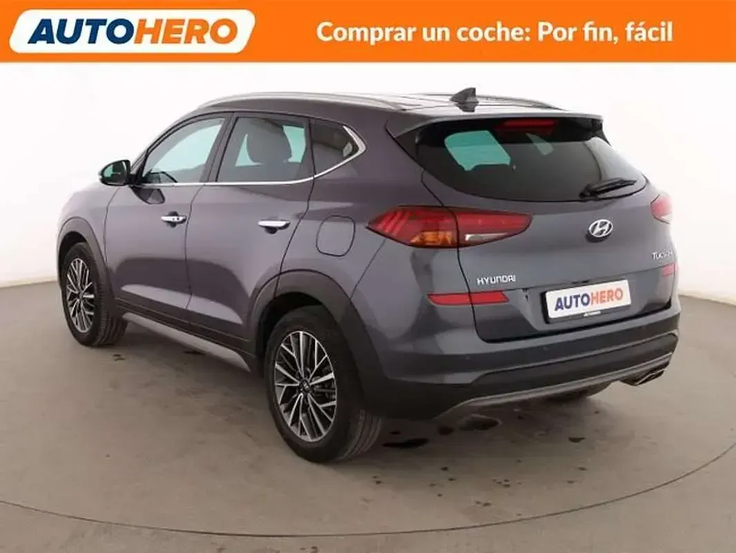 Usado Hyundai Tucson 116 CV (85 kW) 2019 Gris SUV