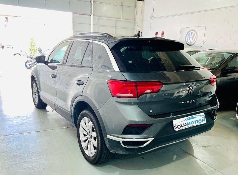 Usado VW T-Roc Advance 115 CV (84 kW) 2021 Gris SUV