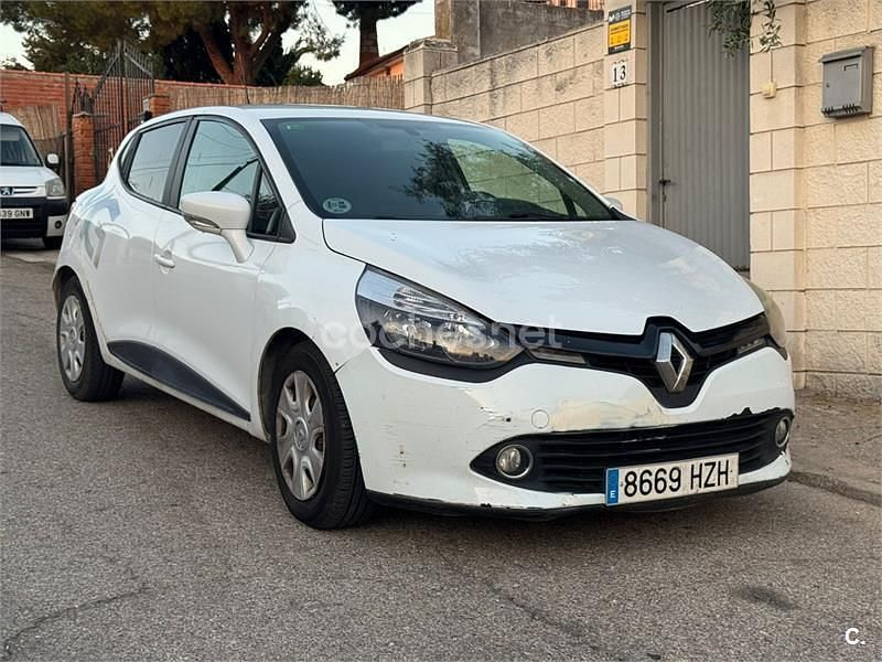 Blanco Usado 2014 Renault Clio IV Business Berlina | 2700 € (Buen precio) - Imagen 1/4