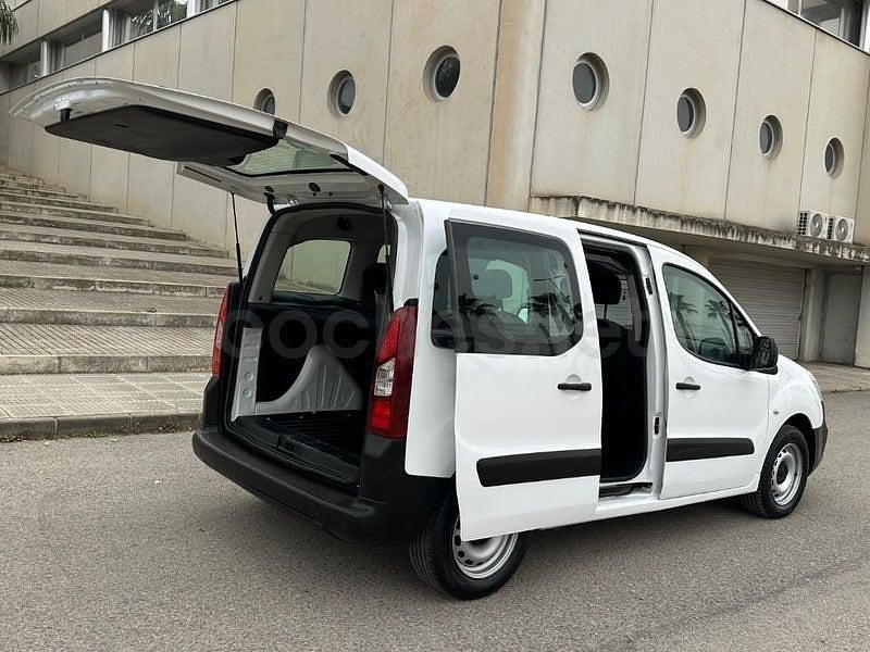 Usado Peugeot Partner Tepee Access 75 CV (55 kW) 2017 Blanco Monovolumen