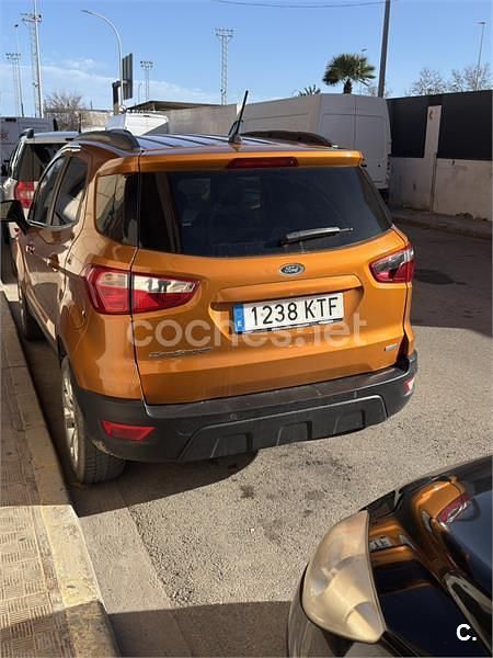 Usado Ford Ecosport Trend 100 CV (73 kW) 2019 Naranja SUV