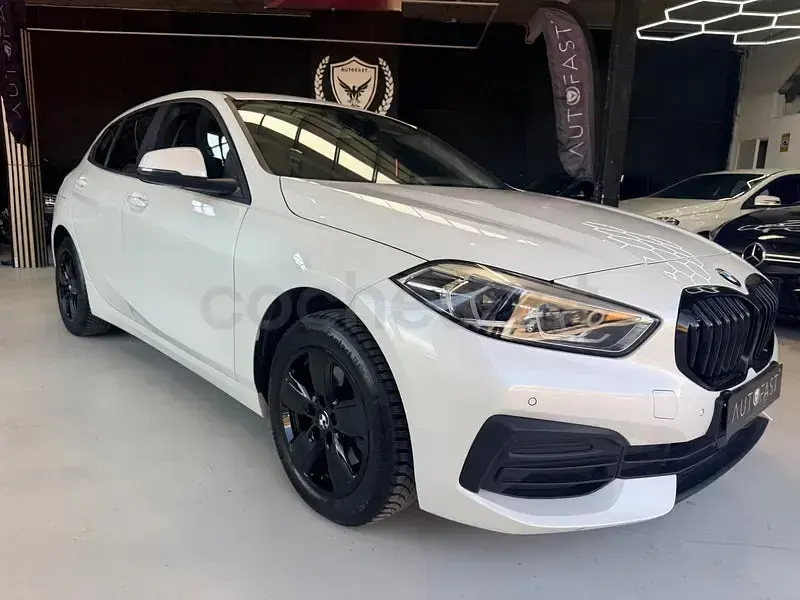 Usado BMW 116 Comfort Edition 116 CV (85 kW) 2023 Blanco Utilitario
