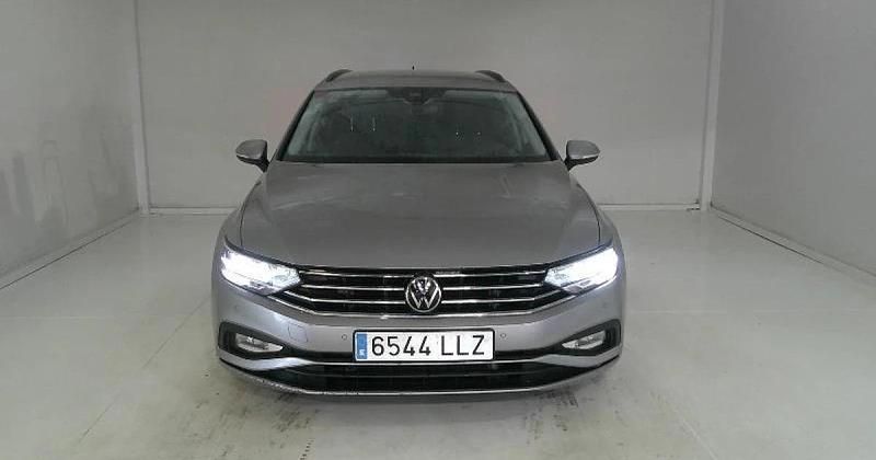Usado 2020 VW Passat Business Familiar | 17.280 € (Buen precio) - Imagen 1/4