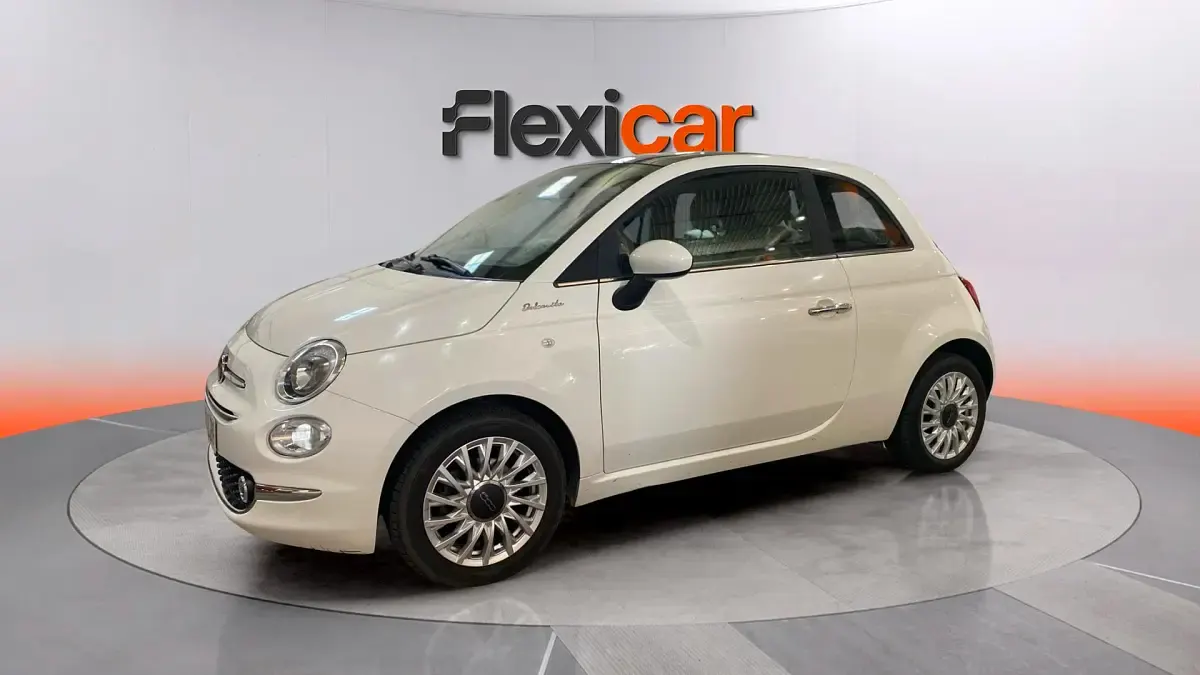 Usado Fiat 500 Dolcevita 71 CV (52 kW) 2022 Blanco Berlina