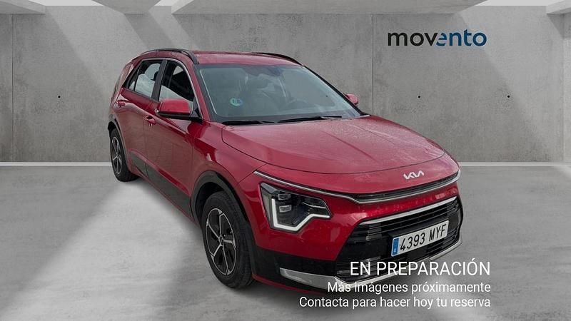 Rojo Usado 2025 Kia Niro SUV | 26.990 € (Un poco caro) - Imagen 1/4