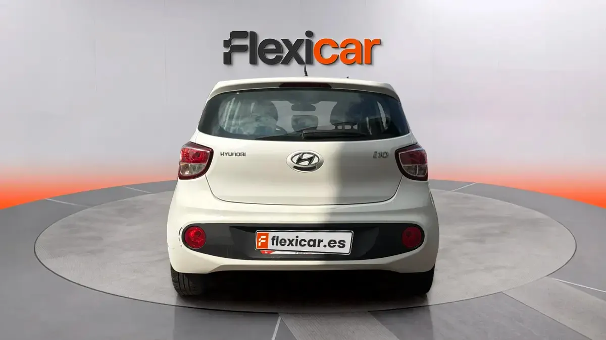 Usado Hyundai i10 87 CV (63 kW) 2017 Blanco Utilitario