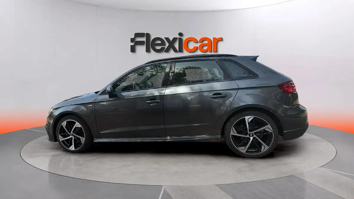Usado Audi A3 Premium 150 CV (110 kW) 2020 Gris Berlina