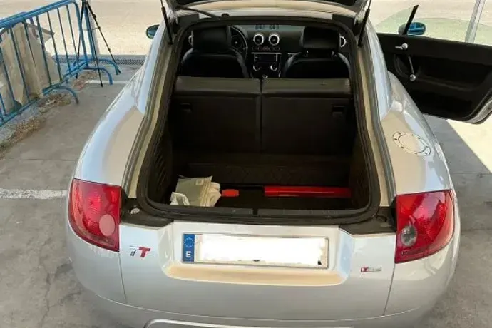 Usado Audi TT 180 CV (132 kW) 1999 Coupe