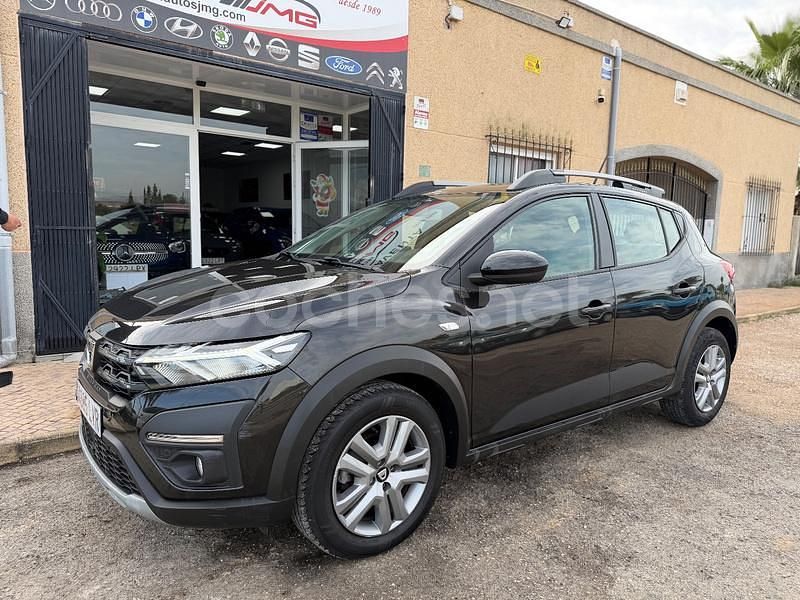 Usado Dacia Sandero Expression 91 CV (66 kW) 2022 Negro Berlina