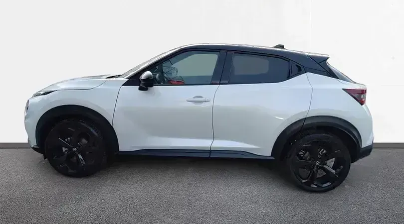 Usado Nissan Juke Tekna 114 CV (83 kW) 2025 Lunar white (metalizado) techo SUV