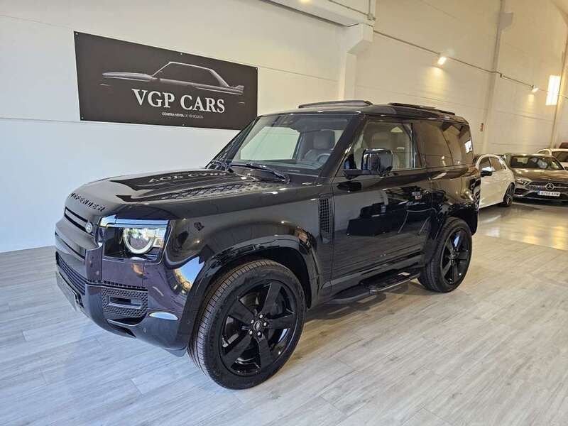 Usado Land Rover Defender SE Dynamic 400 HP (294 kW) 2023 Preto SUV