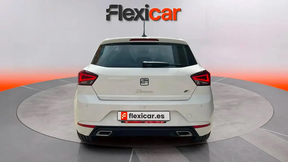 Usado Seat Ibiza Reference 80 CV (58 kW) 2025 Blanco Utilitario