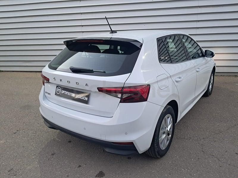 Usado Skoda Fabia Ambition 95 CV (69 kW) 2023 Blanco Utilitario