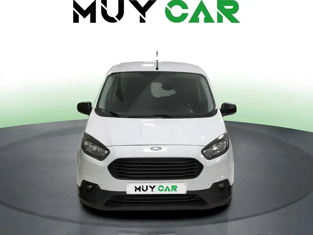 Usado Ford Transit Trend 102 CV (75 kW) 2023 Blanco Van