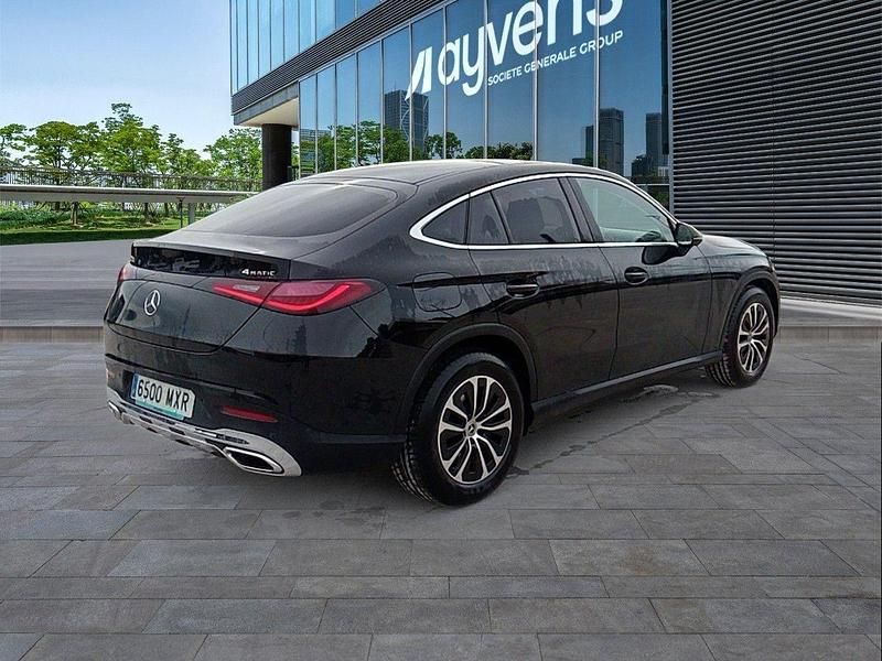 Usado Mercedes GLC220 197 CV (144 kW) 2025 Negro Coupe