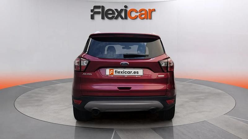 Usado Ford Kuga Titanium 150 CV (110 kW) 2017 Burdeos SUV