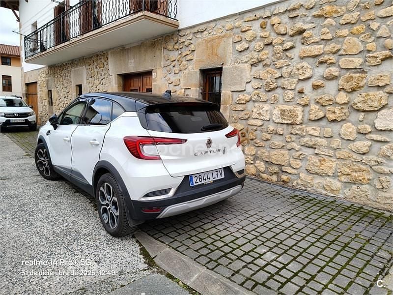 Usado Renault Captur Zen 140 HP (102 kW) 2021 Branco SUV