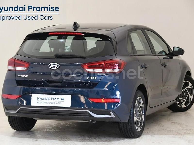 Usado Hyundai i30 120 CV (88 kW) 2024 Azul Berlina