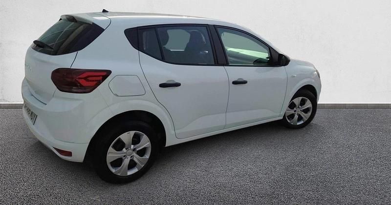 Usado Dacia Sandero Essentiel 100 CV (73 kW) 2023 Utilitario