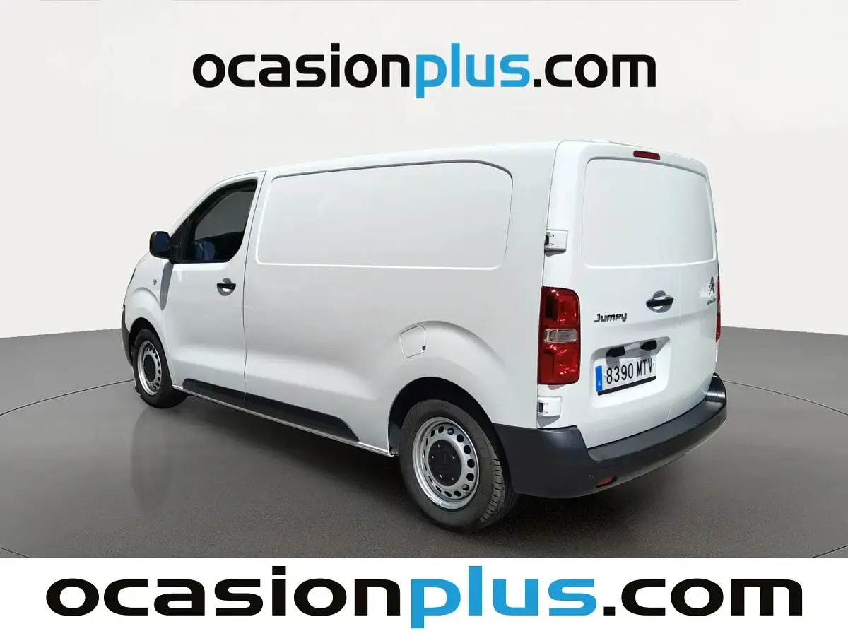 Usado Citroën Jumpy 120 CV (88 kW) 2024 Blanco Monovolumen