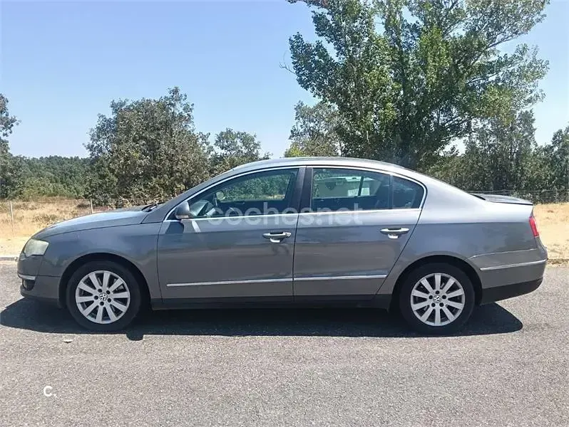 Usado VW Passat Advance 140 CV (102 kW) 2008 Beige Berlina