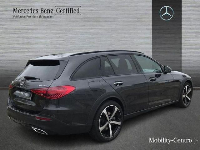 Usado Mercedes C220 Avantgarde 200 CV (147 kW) 2024 Gris grafito Familiar