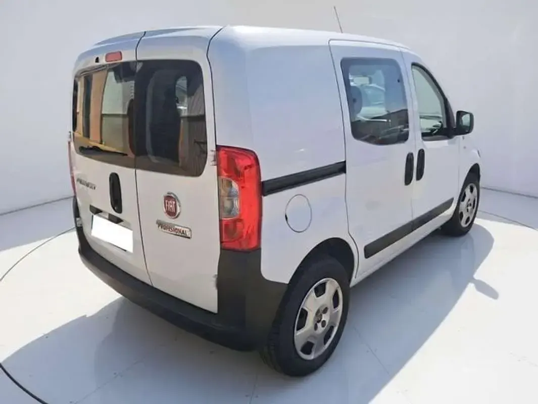 Usado Fiat Fiorino 80 CV (58 kW) 2022 Blanco Monovolumen