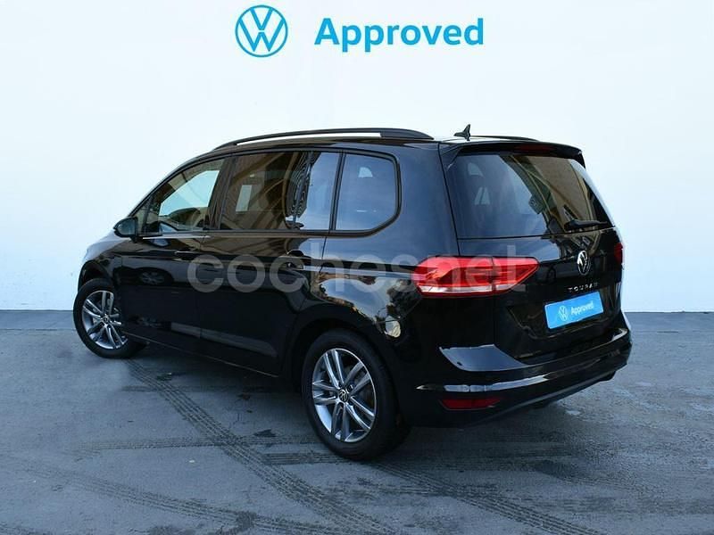 Usado VW Touran 150 CV (110 kW) 2025 Negro Monovolumen