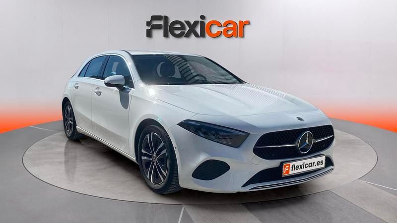Begagnad Mercedes A200 150 HK (110 kW) 2024 Sedan