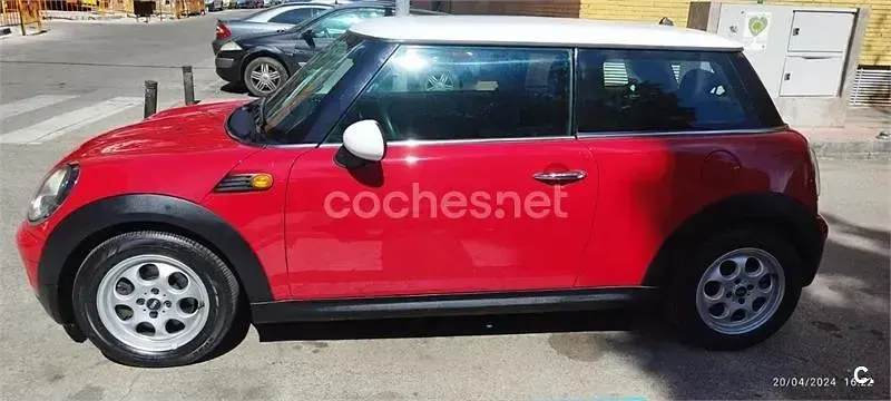 Usado Mini ONE 75 CV (55 kW) 2010 Rojo Utilitario