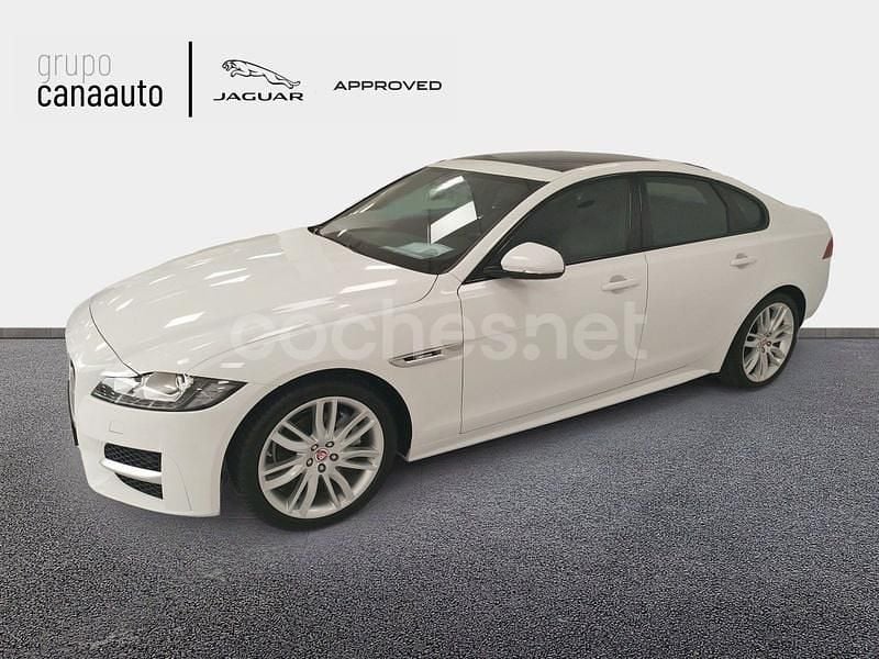 Usado Jaguar XF R-Sport 180 CV (132 kW) 2016 Blanco Berlina