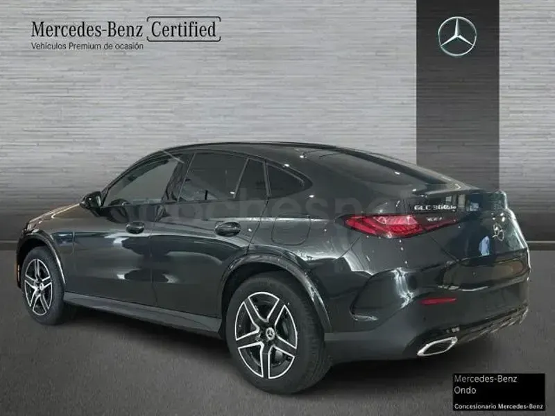 Nuevo Mercedes GLC300e 333 CV (244 kW) 2026 Gris / plata SUV