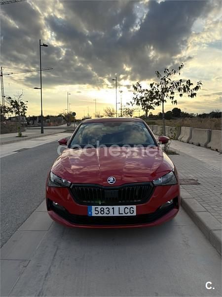 Rojo Usado 2019 Skoda Scala Ambition Utilitario | 15.200 € (Un poco caro) - Imagen 1/4