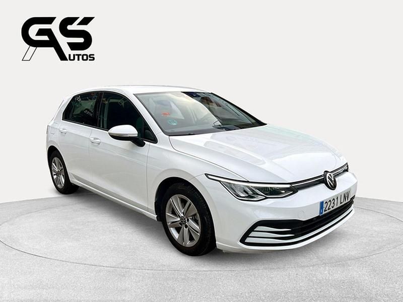 Usado VW Golf VIII 110 CV (80 kW) 2021 Blanco Berlina