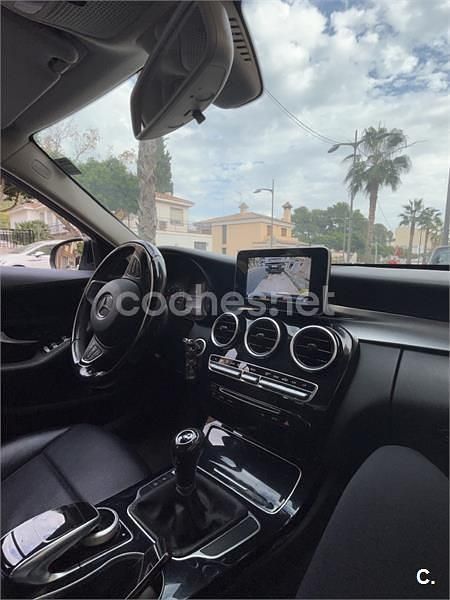 Usado Mercedes C200 136 CV (100 kW) 2016 Negro Berlina