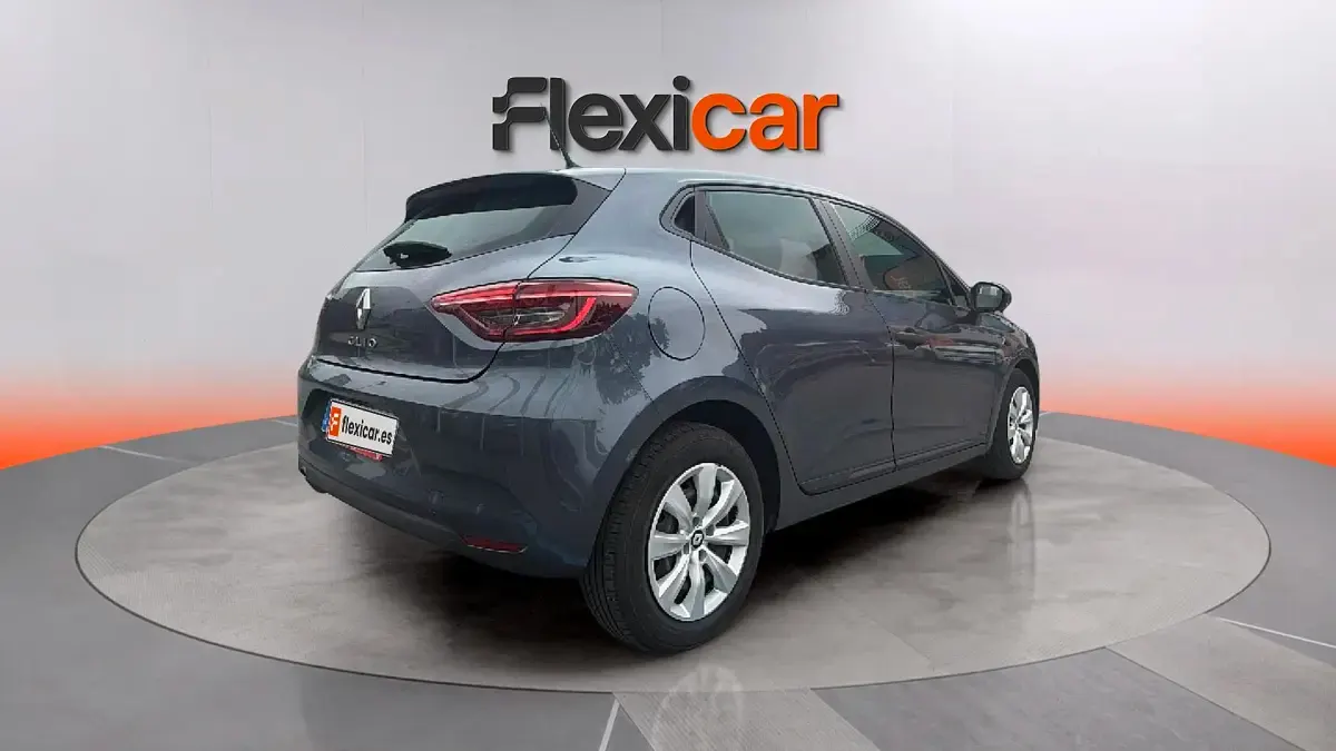 Usado Renault Clio V Business 65 CV (47 kW) 2021 Gris Berlina