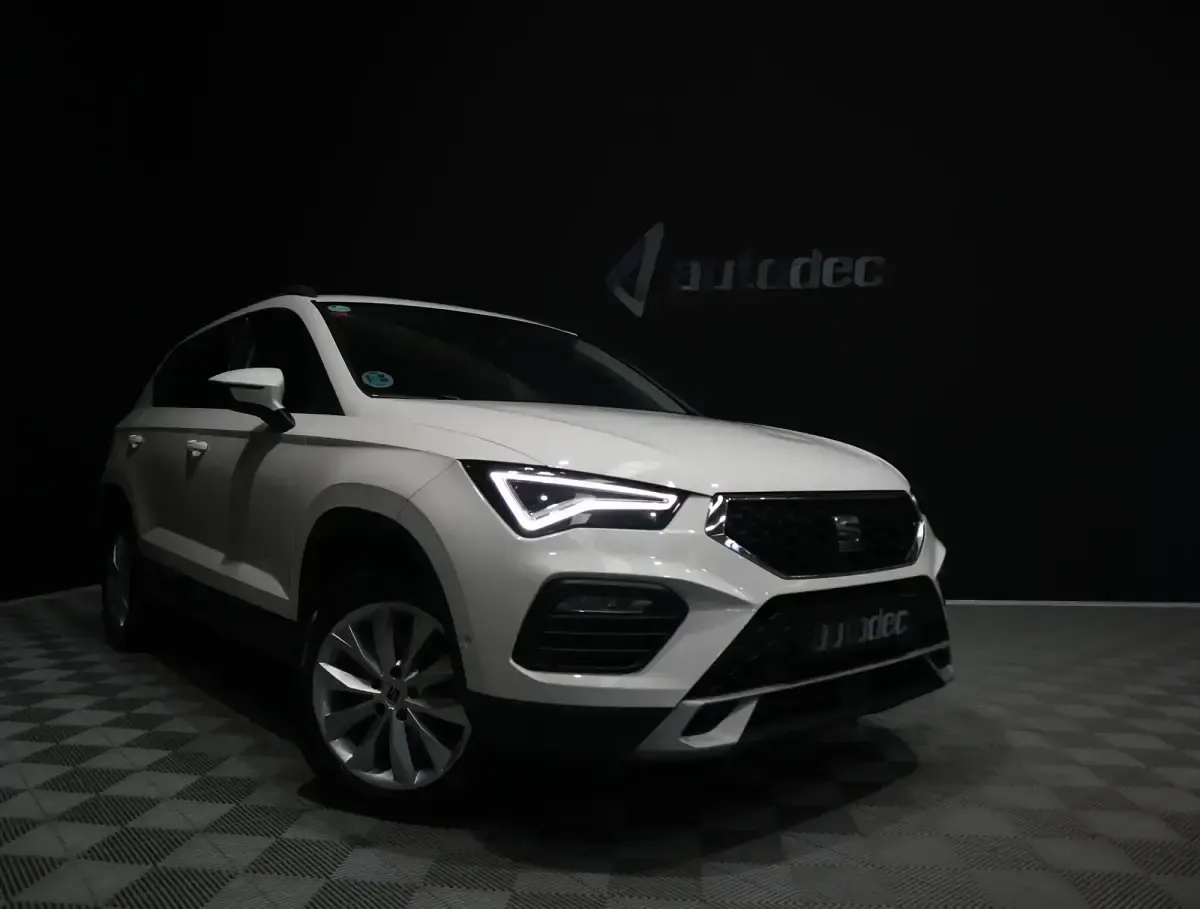 Usado Seat Ateca Style 116 CV (85 kW) 2021 Blanco SUV