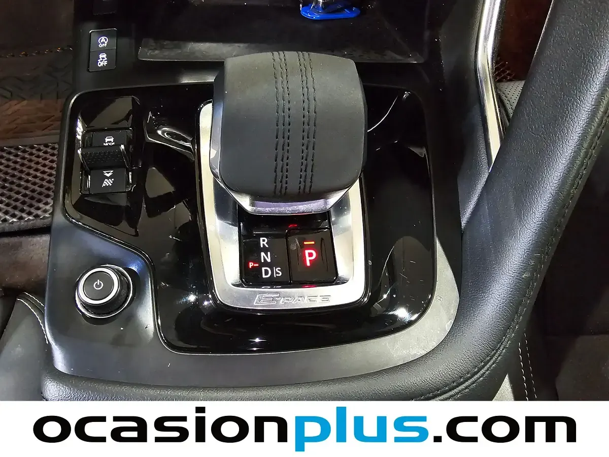 Usado Jaguar E-Pace R-Dynamic 163 CV (119 kW) 2024 SUV