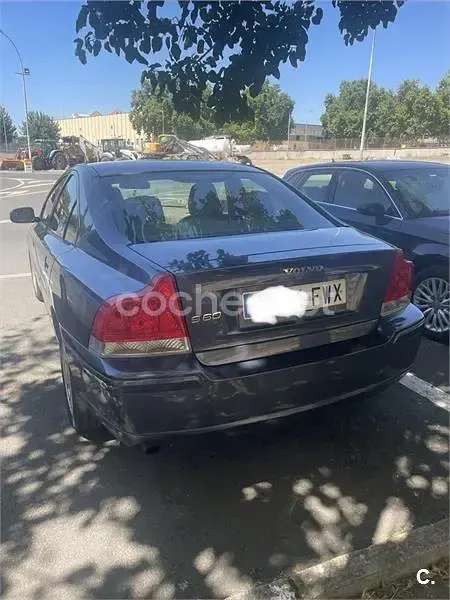Usado Volvo S60 Momentum 126 CV (92 kW) 2007 Azul Berlina