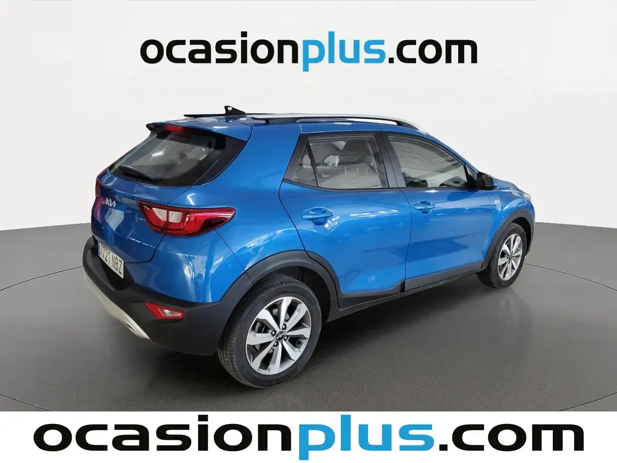 Usado Kia Stonic 101 CV (74 kW) 2025 Azul SUV