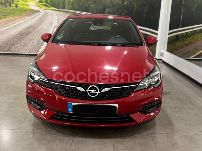 Burdeos Usado 2020 Opel Astra GS Line Utilitario | 13.300 € (Precio justo) - Imagen 1/4