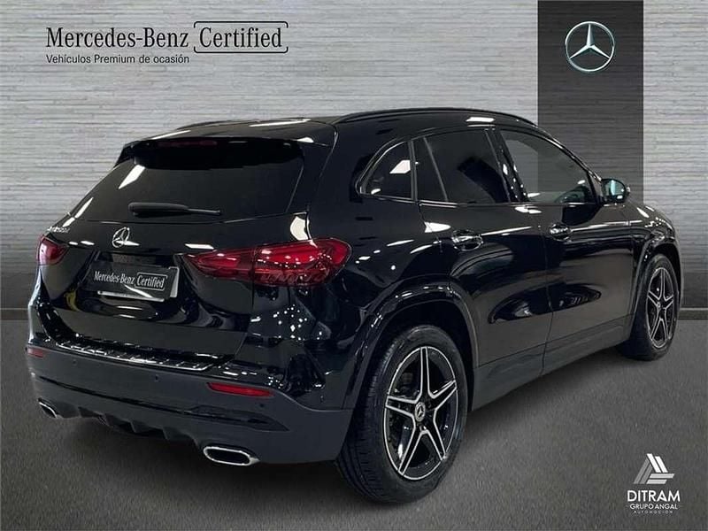 Usado Mercedes GLA200 150 HP (110 kW) 2024 SUV