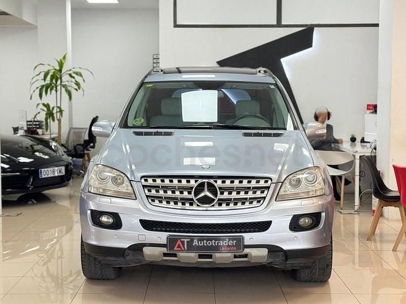 Usado Mercedes ML320 224 CV (164 kW) 2007 Gris / plata SUV