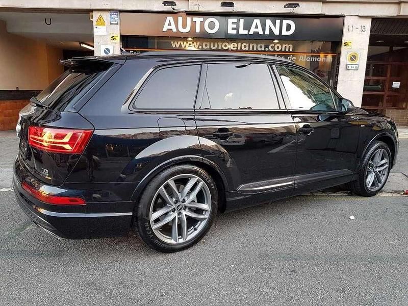 Usado Audi Q7 S-Line 272 CV (200 kW) 2016 Negro SUV