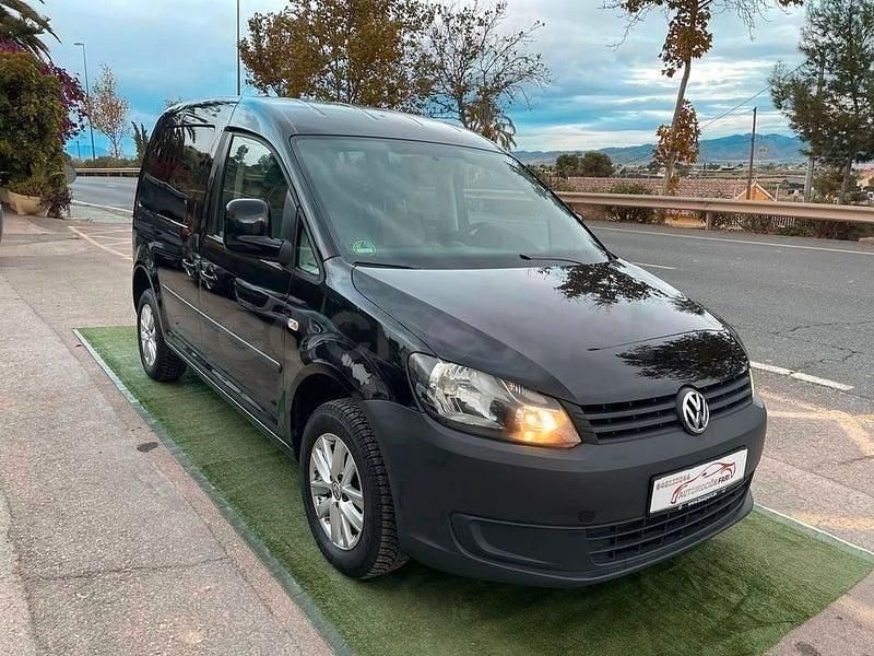 Usado VW Caddy Comfortline 102 CV (75 kW) 2013 Negro Monovolumen