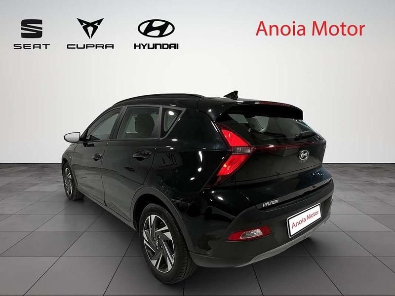 Usado Hyundai Bayon 101 CV (74 kW) 2021 Negro SUV