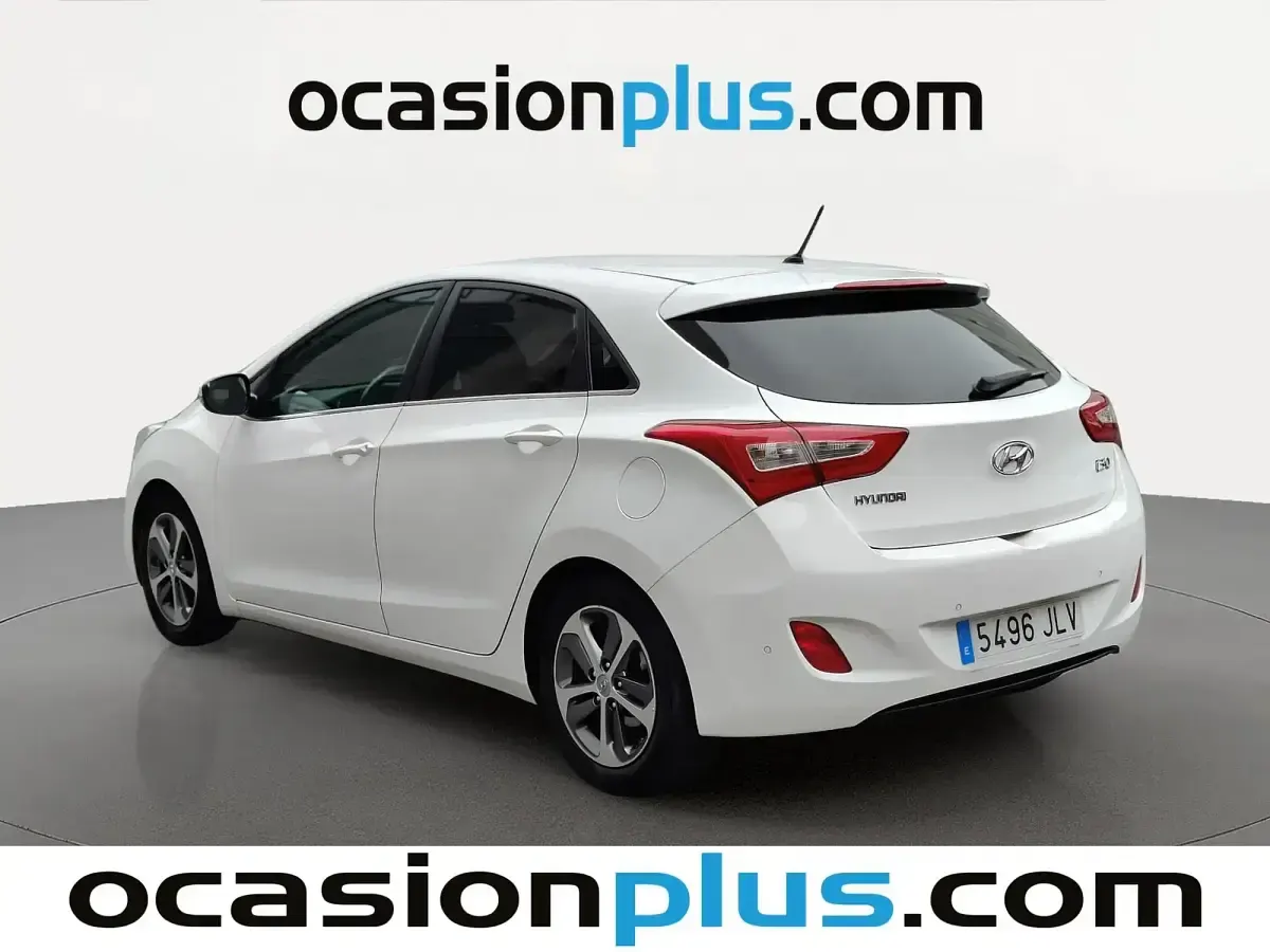 Usado Hyundai i30 GO! 100 CV (73 kW) 2016 Blanco