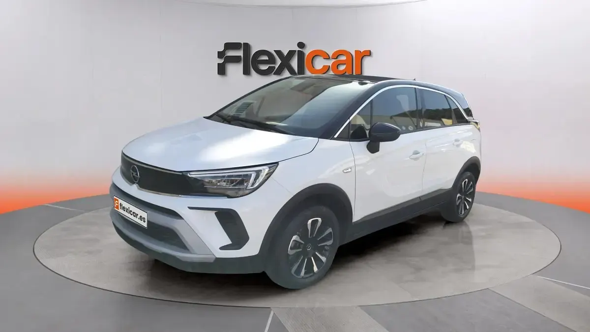 Usado Opel Crossland Elegance 131 CV (96 kW) 2024 Gris SUV