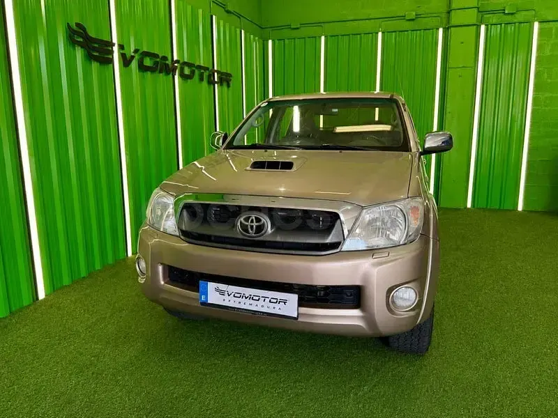 Usado Toyota HiLux 171 CV (125 kW) 2011 Beige Pickup/Camioneta