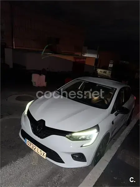 Usado Renault Clio V Intens 90 CV (66 kW) 2021 Blanco Berlina